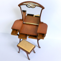 Art Nouveau Kaptafel